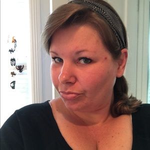 Meet your Posher, Alisha